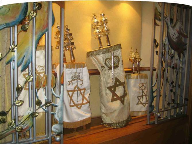 http://www.kosher2you.com/images/Yom_Kippur.jpg