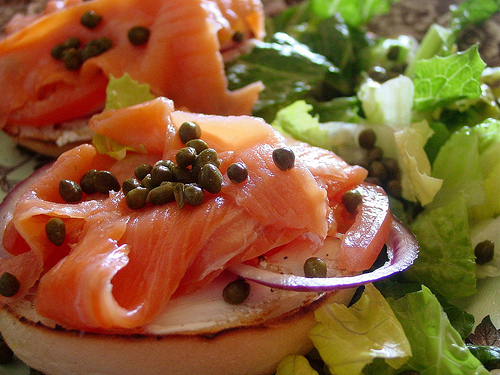 http://www.acicateringgroup.com/images/lox-and-bagels.jpg
